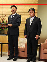 安倍晋三と茂木敏充 